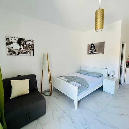 Apartments Mia Patria 울친 외부 사진