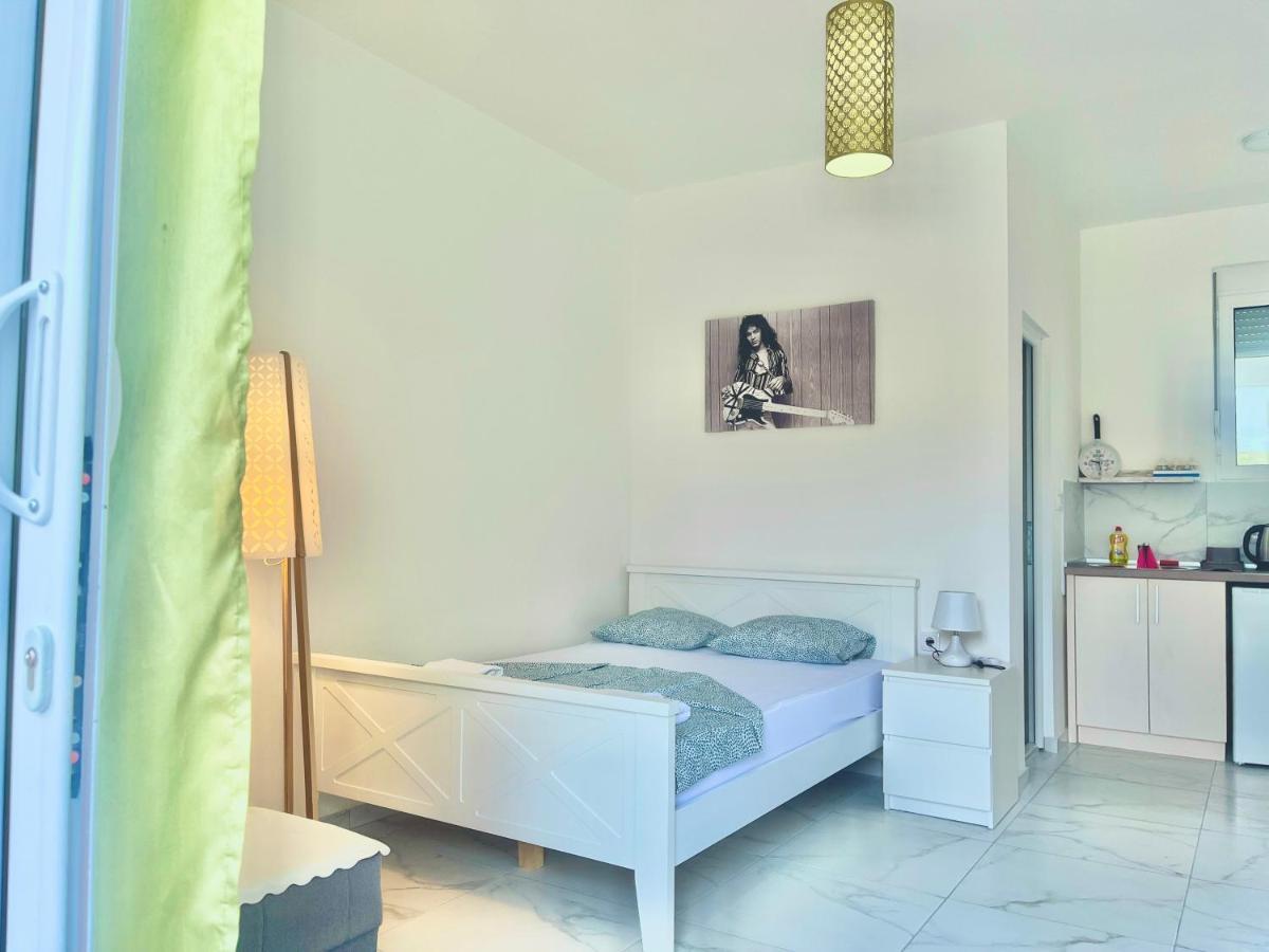Apartments Mia Patria 울친 외부 사진