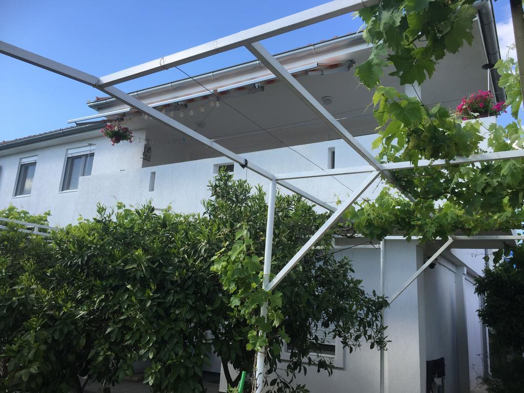 Apartments Mia Patria 울친 외부 사진